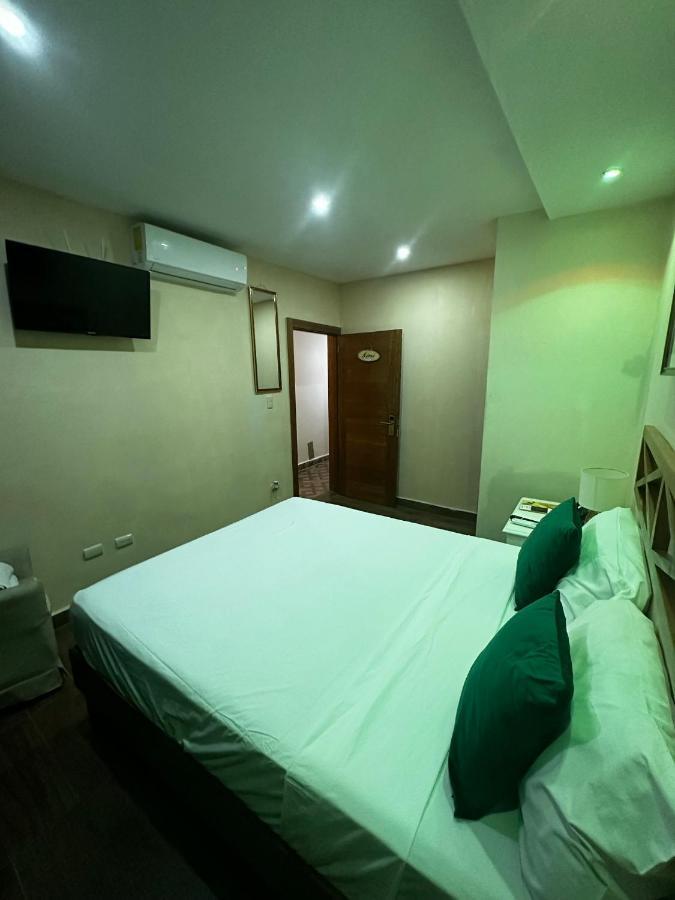 Hotel Monarca Higüey Extérieur photo